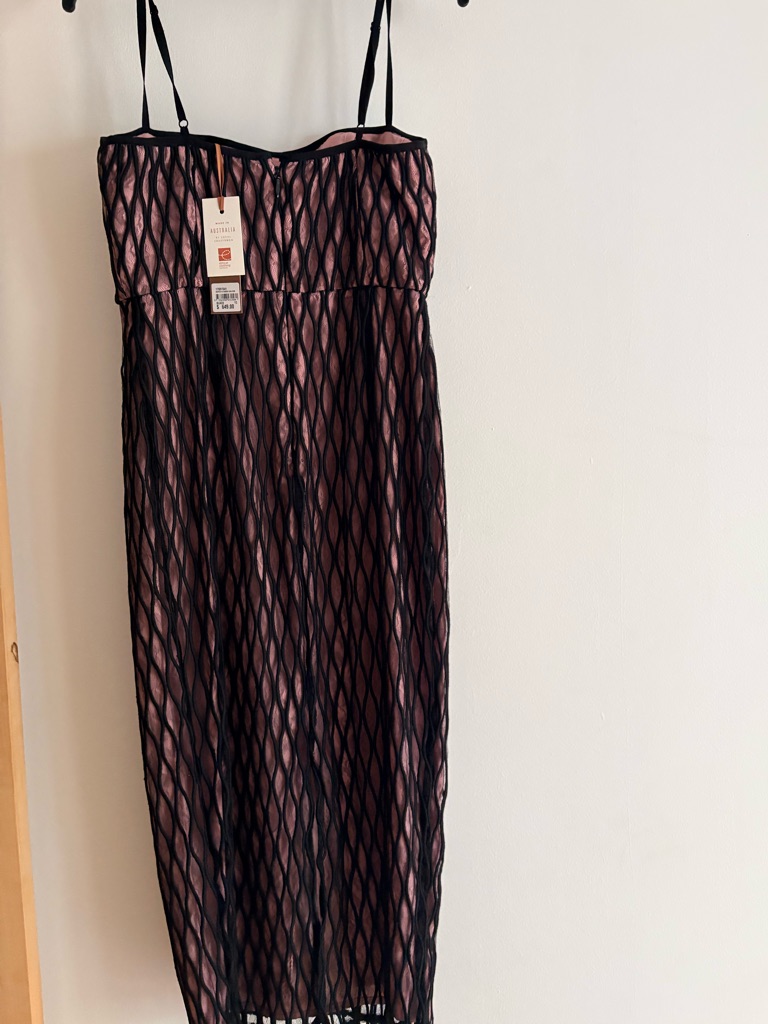 Manning Cartell Pink And Black Lace-Overlay Formal Dress — image 4 of 5